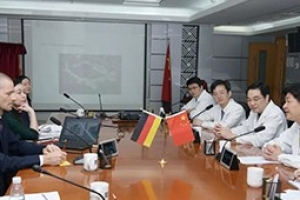 【精彩回顧】德國足踝大師坐診佛中醫(yī)，中德聯(lián)手倍顯成效